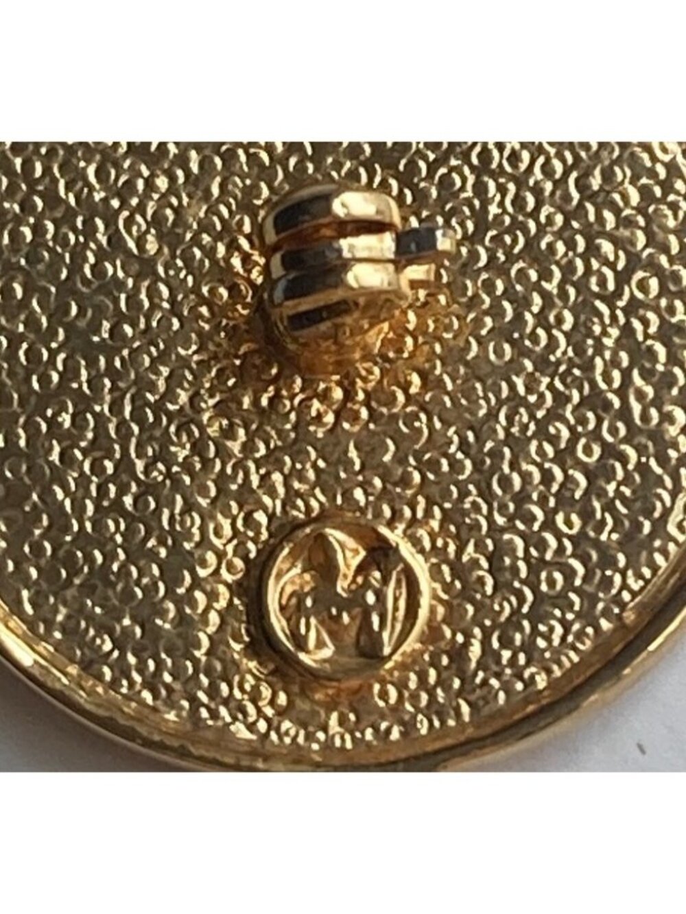 Vintage Banjo Brooch Gold Tone Lapel Pin String Instrument Whimsical Bluegrass - Picture 8 of 9